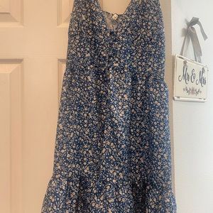 Floral blue dress
